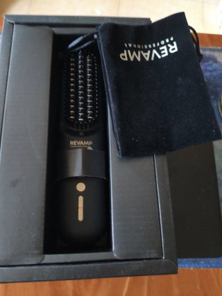 Cepillo Alisador Revamp Straight & Go Inalámbrico