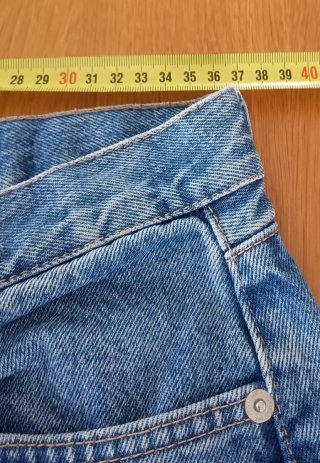Pantalón vaquero corto tie-dye
