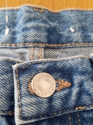Pantalón vaquero corto tie-dye