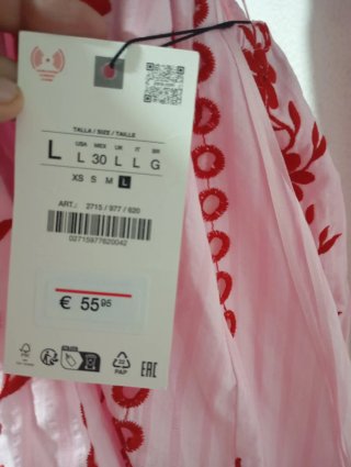 Vestido Zara bordado perforado