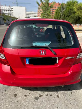 Honda Jazz 2004 con etiqueta B. 1.4 gasolina