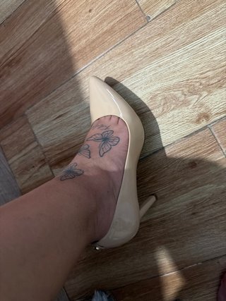 Tacones Michael Kors Beige