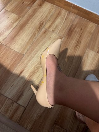 Tacones Michael Kors Beige