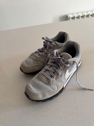 Zapatillas Nike Talla 40 Gris/Blanco