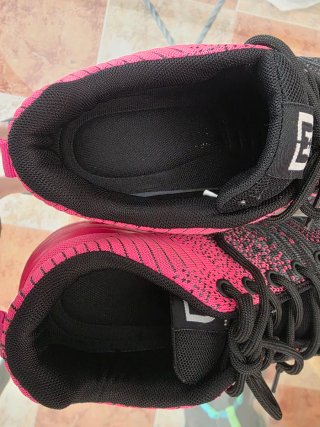 Deportivas Talla 41 Negro y Rosa