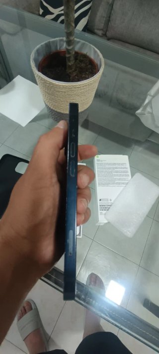 iPhone 14 Azul Marino - Buen Estado
