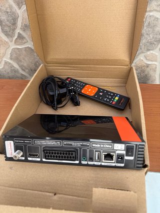 Descodificador Vodafone Sercomm FG824CD Fibra