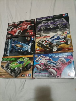 Pack 6 Mini 4WD Tamiya + Pista