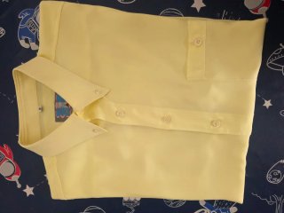 Camisa amarilla manga corta