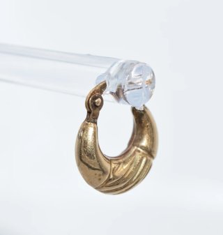 Pendientes aro 18k diseño acanalado