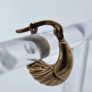 Pendientes aro 18k diseño acanalado