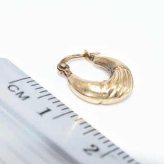 Pendientes aro 18k diseño acanalado