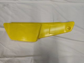 Lote piezas moto: aletines, colín, guardabarros