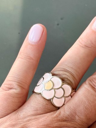 Anello fascia smalto rosa cipria e oro