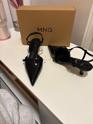 Tacones piel nuevos MANGO