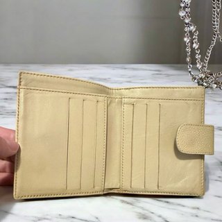 Portafoglio Chanel Beige con Catenina