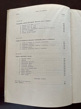 Álgebra lineal y geometría