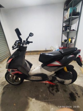 Scooter Aprilia SR50