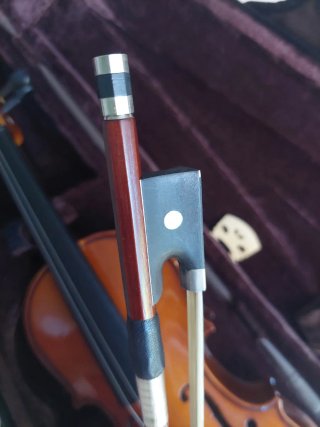 Violín 1/8 con funda y arco