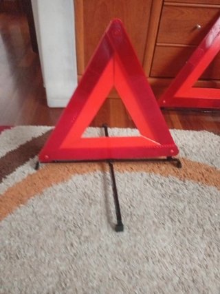 Triángulo de seguridad para coche