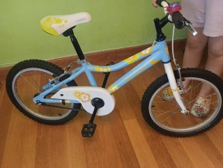 Bicicleta niña COMO NUEVA!!