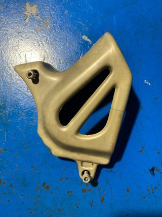Cubre piñón am6