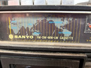 Radiocasete Sanyo FM-SW-MW-LW Cassette