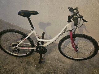 Bicicleta 24 Blanca y Rosa