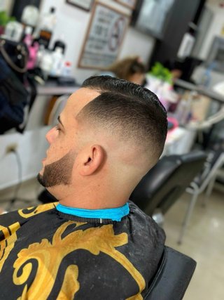 Barbero /peluquero a domicilio  Corte barba