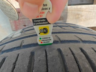 Neumáticos Pirelli Pzero Rosso 275/40/19