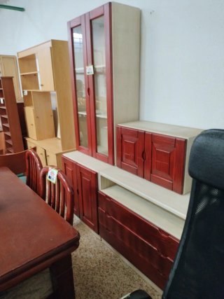 Mueble de salón madera y cristal