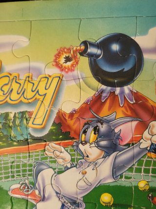 3 Puzzles: Tom y Jerry, Pantera Rosa, Picapiedras