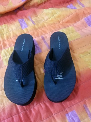Sandalias Pull&Bear plataforma negras talla 40