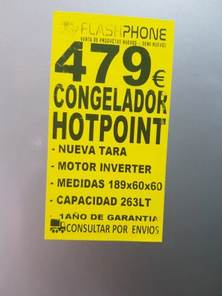 Congelador Vertical Hotpoint Plateado