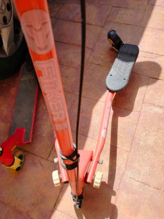 Patinete de 3 ruedas, scooter.