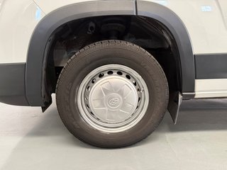 Maxus Deliver 9 2023