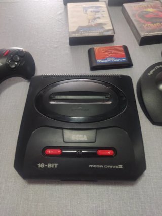 Consola Sega Mega Drive 2 Negra Completa