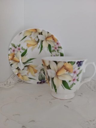 Taza de té inglesa de porcelana