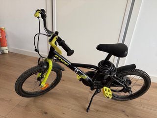 Bicicleta infantil 16 Btwin 500 Dark Hero
