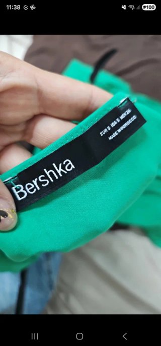 Vestido Bershka verde tirantes con abertura