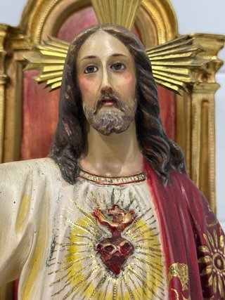 SAGRADO CORAZÓN ENTRONADO OLOT CALIDAD EXTRA ORO