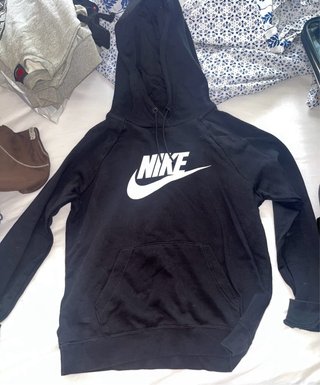 Sudadera Nike Negra con Capucha