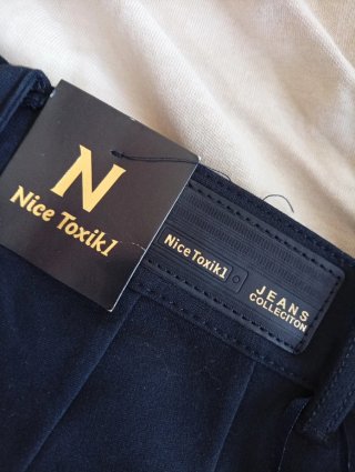 Pantalones negros de mujer