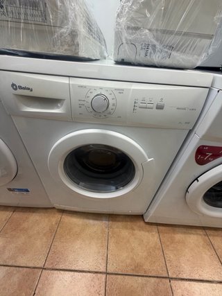 Lavadora Balay 6 kg 1000rpm