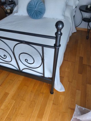 Cama Forja Negra 150x200 + 2 Mesitas