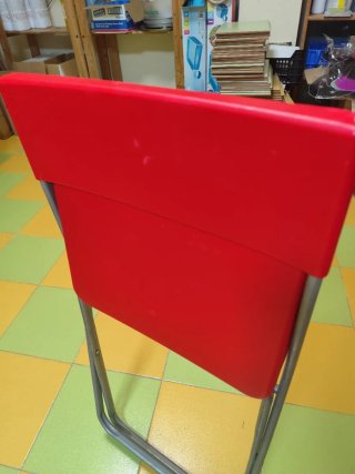 Sillas plegables IKEA rojas (plástico)