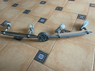 Lámpara de techo juvenil madera y plástico