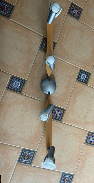 Lámpara de techo juvenil madera y plástico