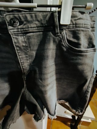 Pantalón corto vaquero gris