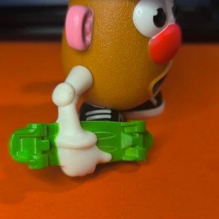 001495JUG-Mr potato skater  - mcdonalds hasbro 201